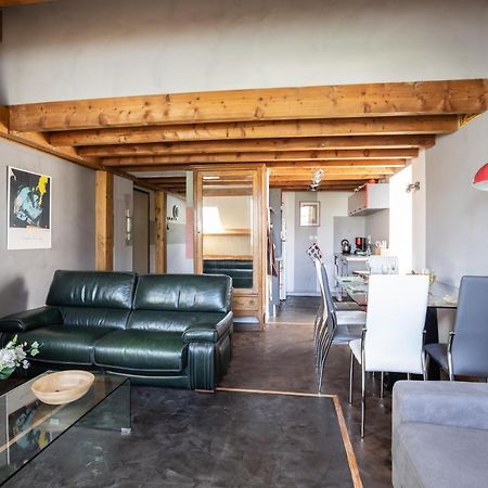 Linessa Apartment Embrun Bagian luar foto