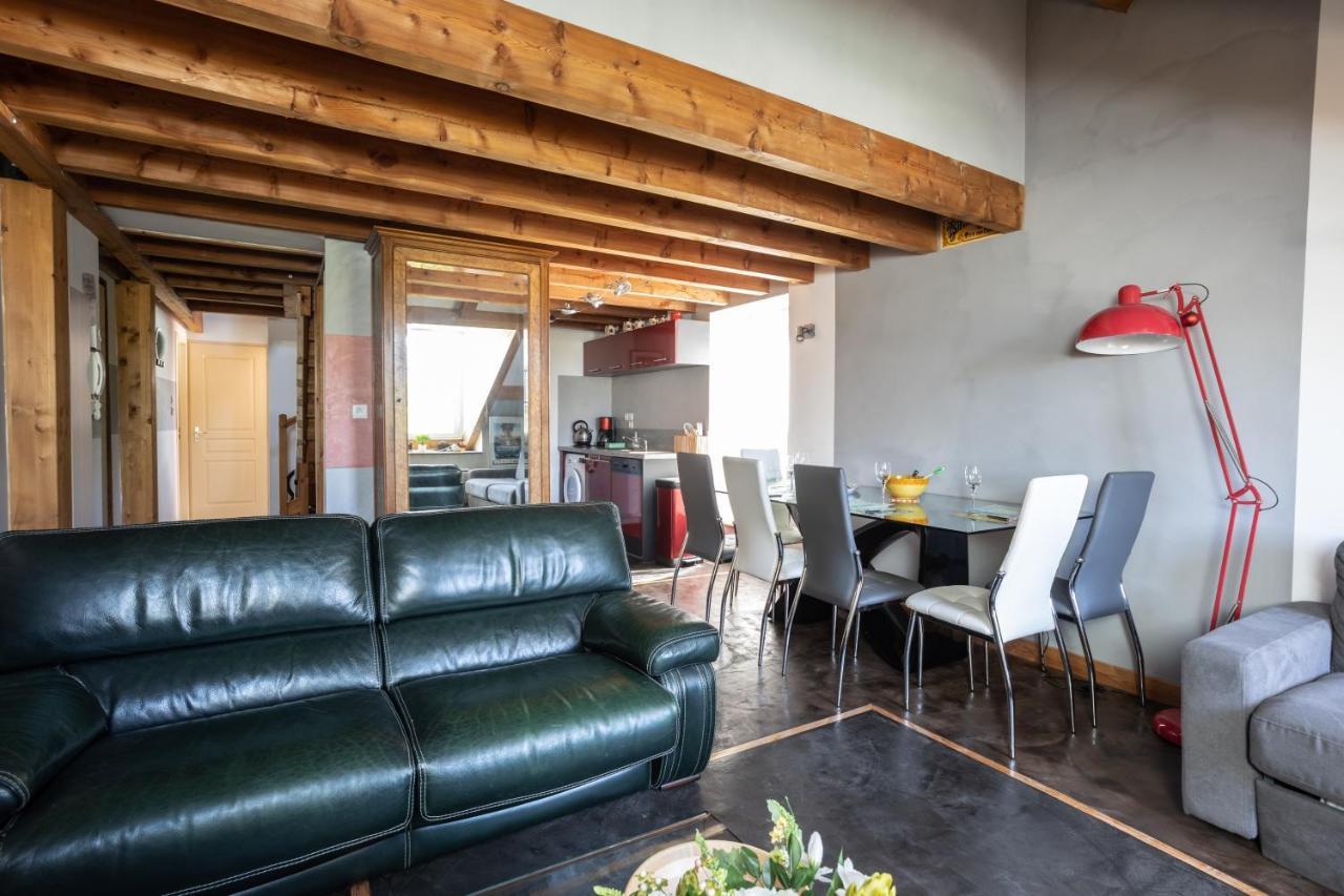 Linessa Apartment Embrun Bagian luar foto
