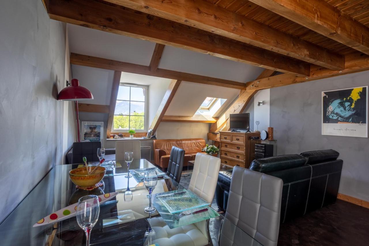 Linessa Apartment Embrun Bagian luar foto